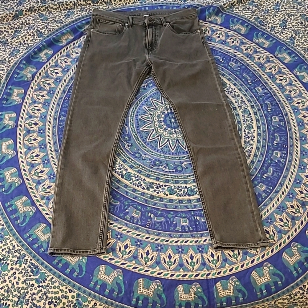 Calvin Klein NWOT Ladies' High Rise Skinny Jean Copenhagen Grey 32x32